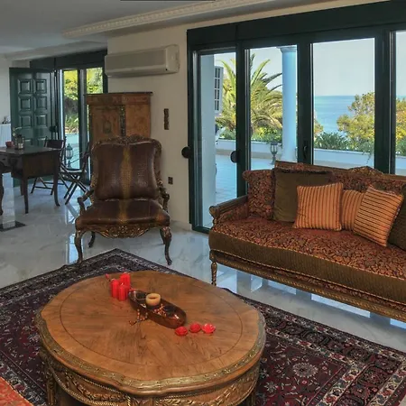 Windgates Villa *