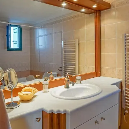 Windgates Villa *
